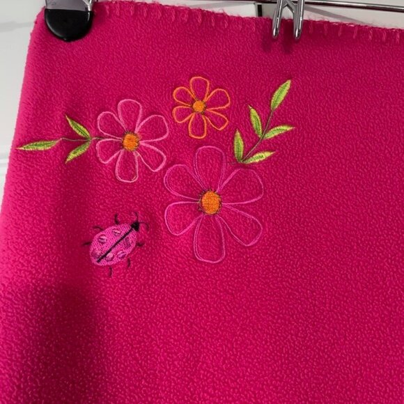 Fuchsia Blanket with Embroidered Flower Design - Picture 2 of 4